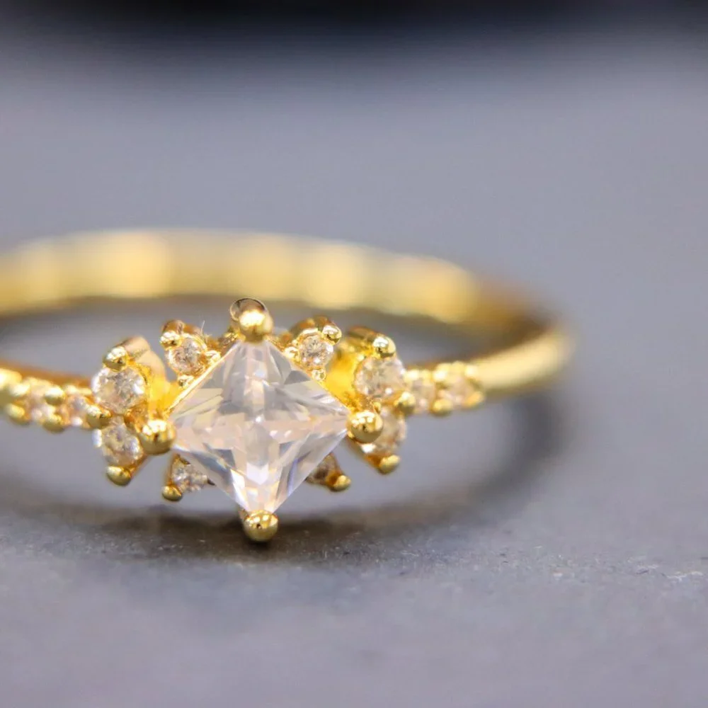 😍Noble Square Flower Gold Plated Princess Ring for Women, LDMCM074-6